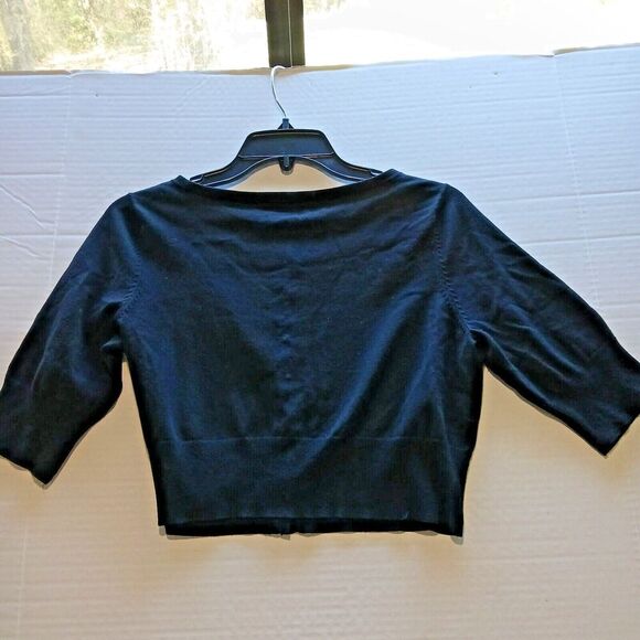 White House Black Market Size Med Black Crop Top Button up in Front. - Picture 6 of 7